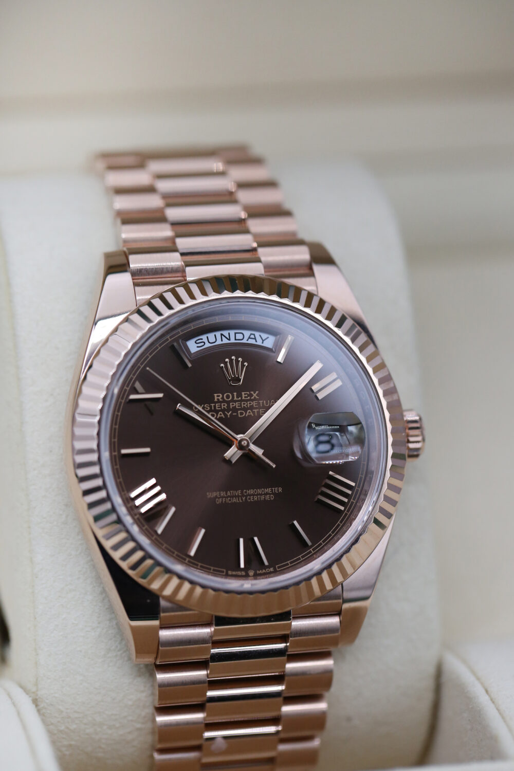 Rolex 228235 Chocolate Roman DAY-DATE 40mm 2021 - Image 2