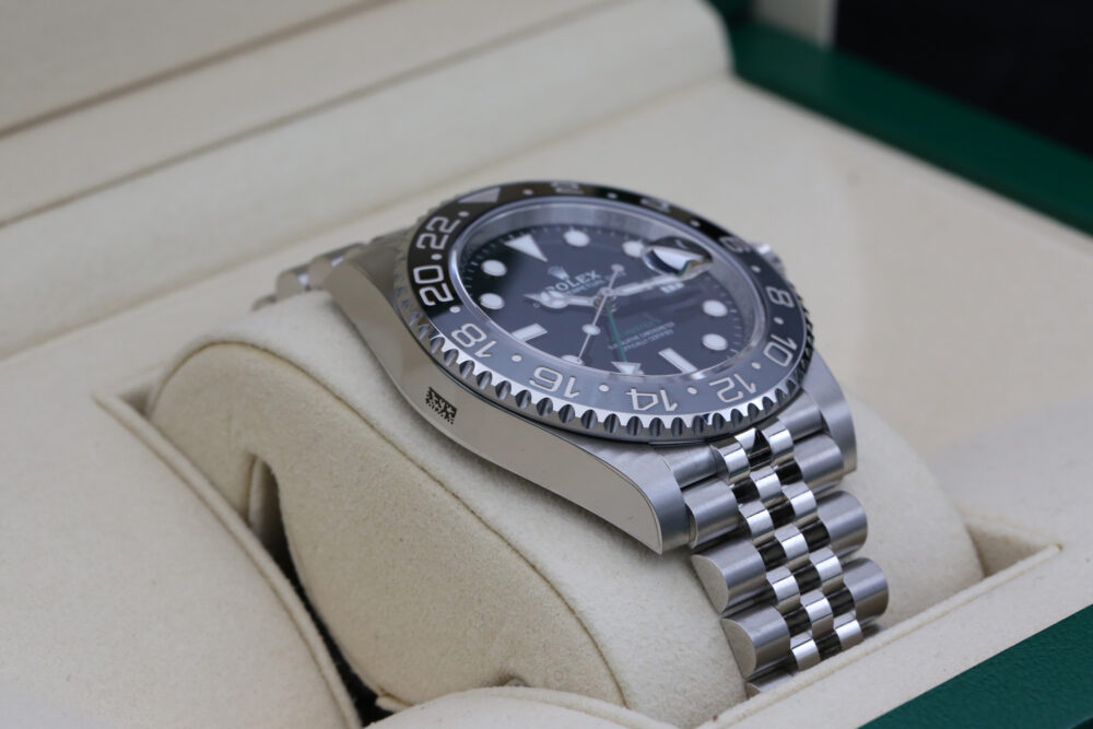 Rolex 126710GRNR Black GMT MASTER II 40mm 2025 Bruce Wayne - Image 8