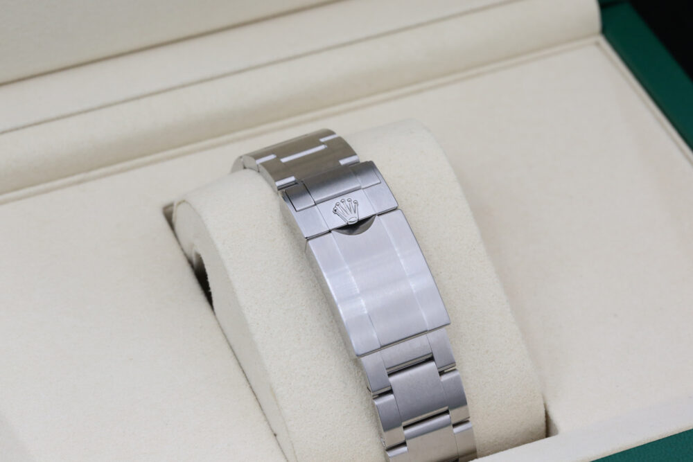 Rolex 226570 White EXPLORER II 42mm 2025 - Image 8