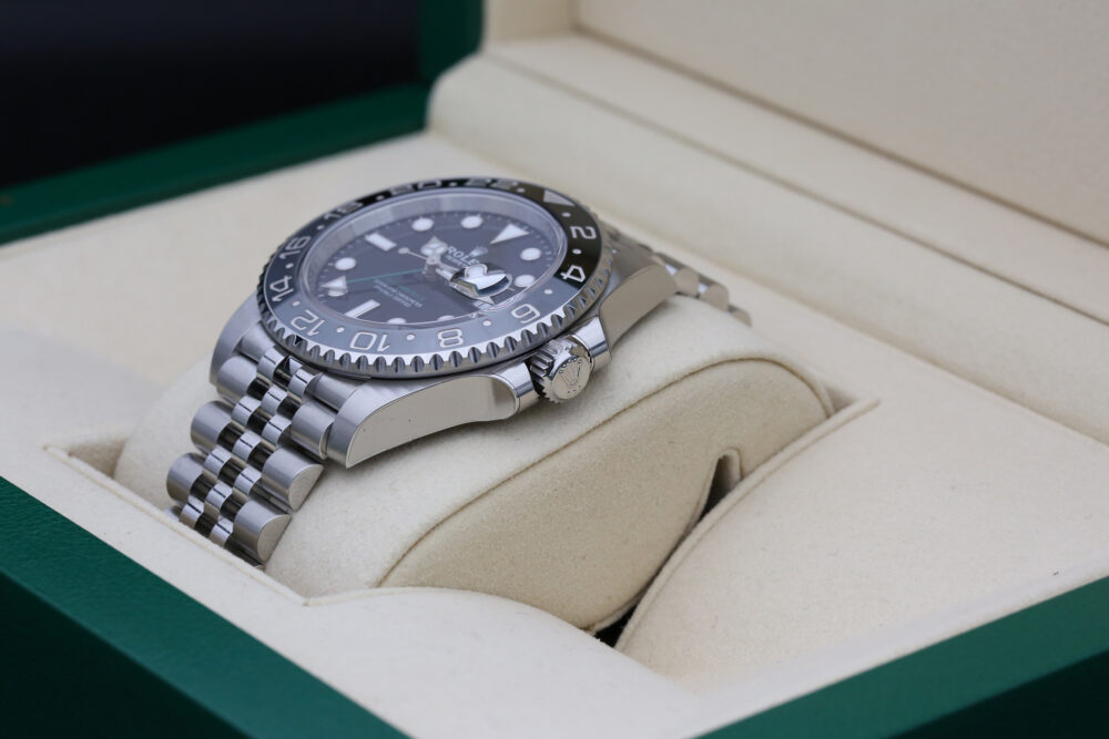 Rolex 126710GRNR Black GMT MASTER II 40mm 2025 Bruce Wayne - Image 7