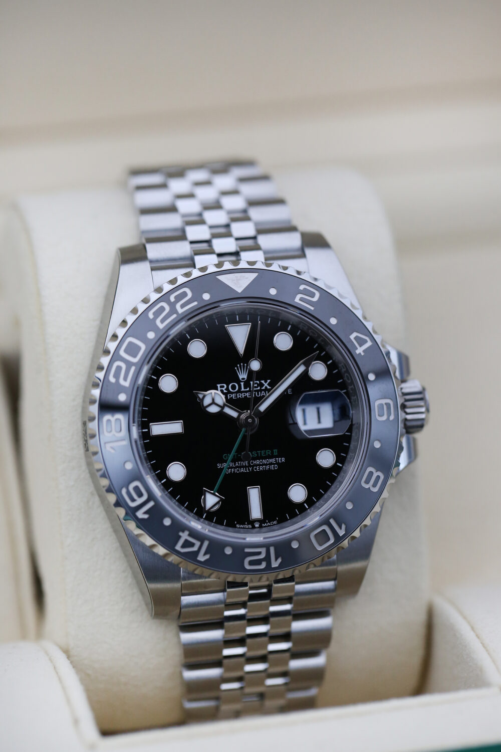 Rolex 126710GRNR Black GMT MASTER II 40mm 2025 Bruce Wayne - Image 2