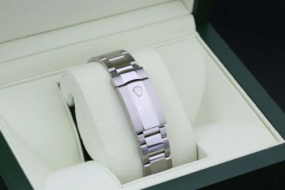 Rolex 116334 Silver Diamond DATEJUST II 41mm 2010 - Image 8